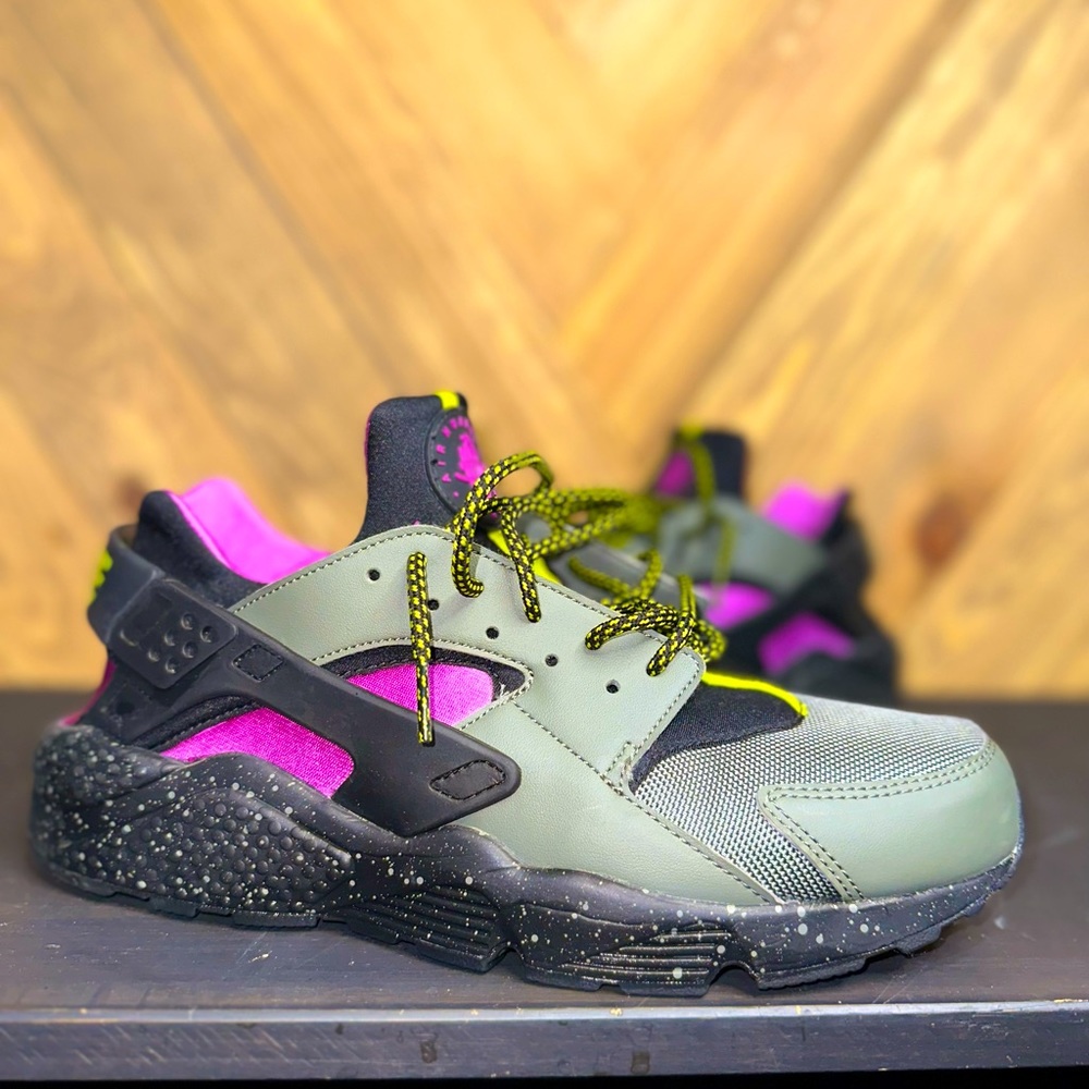 NIKE AIR HUARACHE RUN (RIVER ROCK BRIGHT CACTUS)